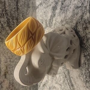 CARVED LARGE BANGLE BRACLET